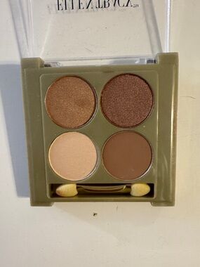 Ellen Tracy Neutral Brown Eyeshadow Quad Palette
